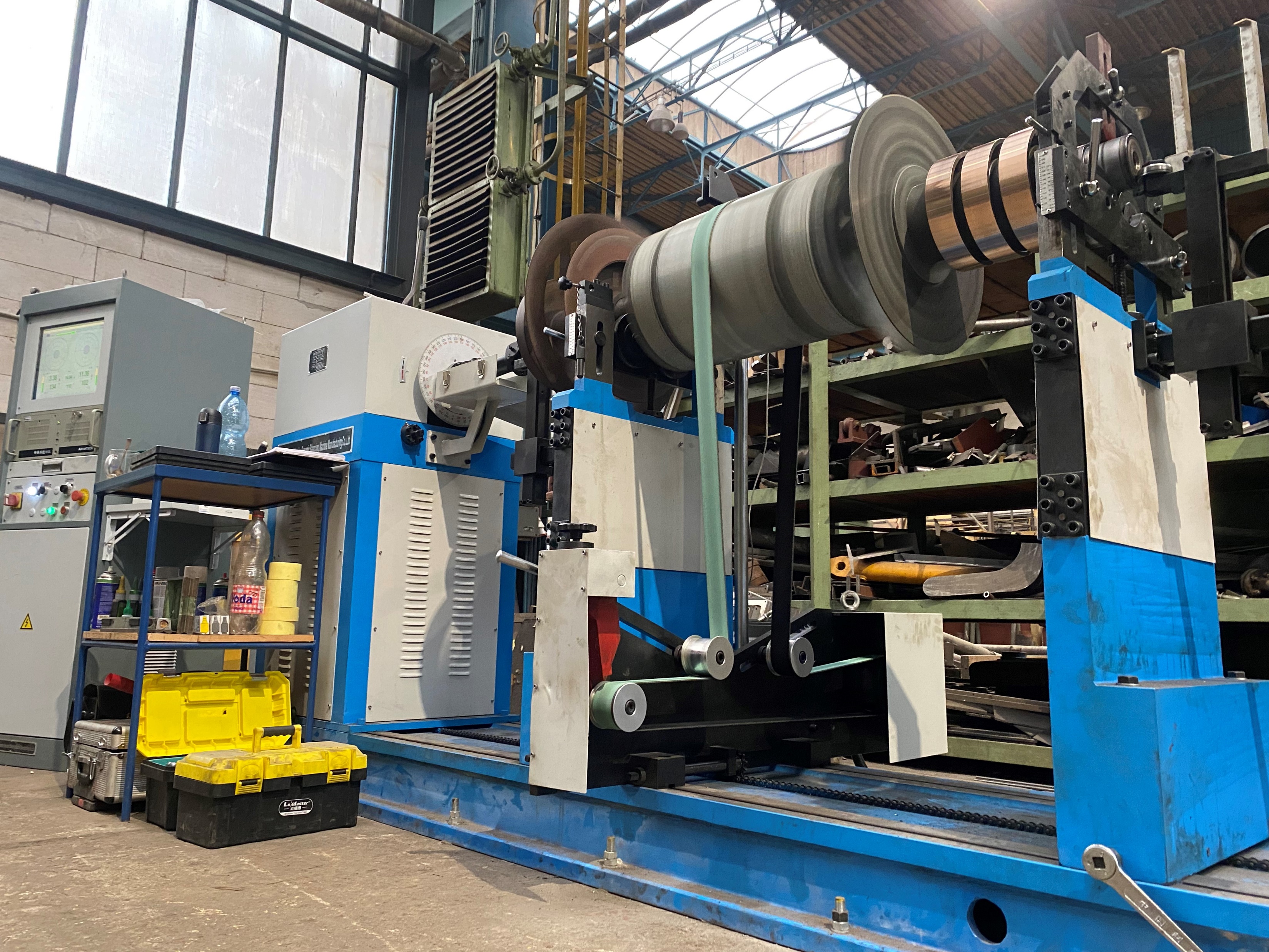 Vyvažovačka na veľké súčiastky